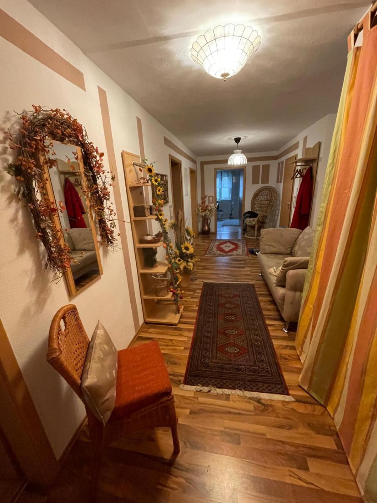 Schoene Ferienwohnung In Bahnhofsnaehe Fuer Urlaub, Studium Oder Arbeit デッゲンドルフ エクステリア 写真
